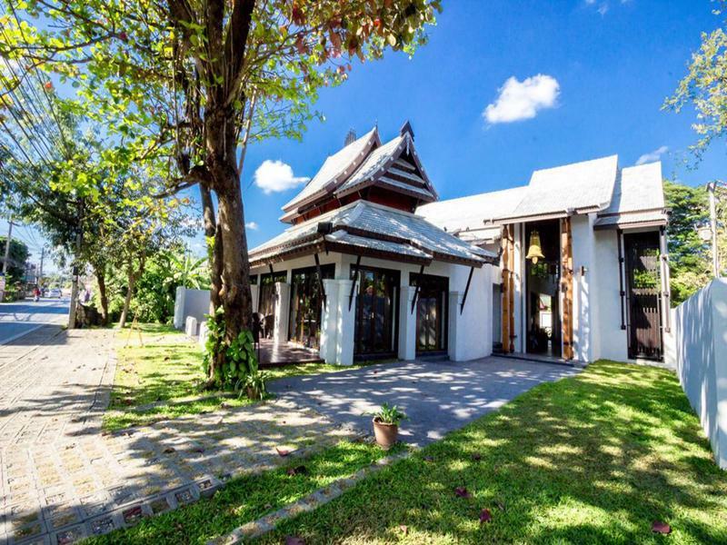 Jamadevi Lamphun Hotel Exterior photo